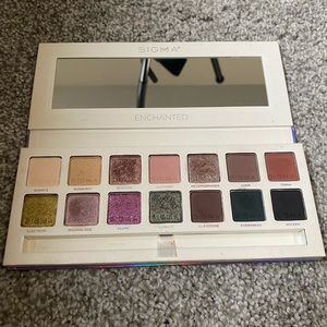 Sigma Enchanted Palette